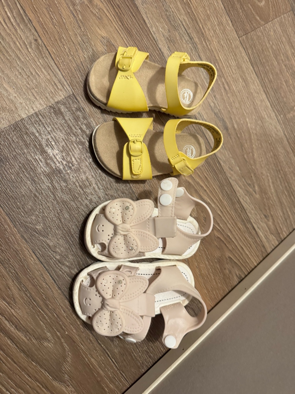 Lot of 2 toddlers Sandals  - Cute Summer Shoes size 5